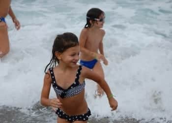 ynet: בילוי בטוח עם הילדים בים