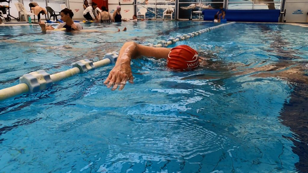 פעילות גופנית ושחייה בגיל השלישי